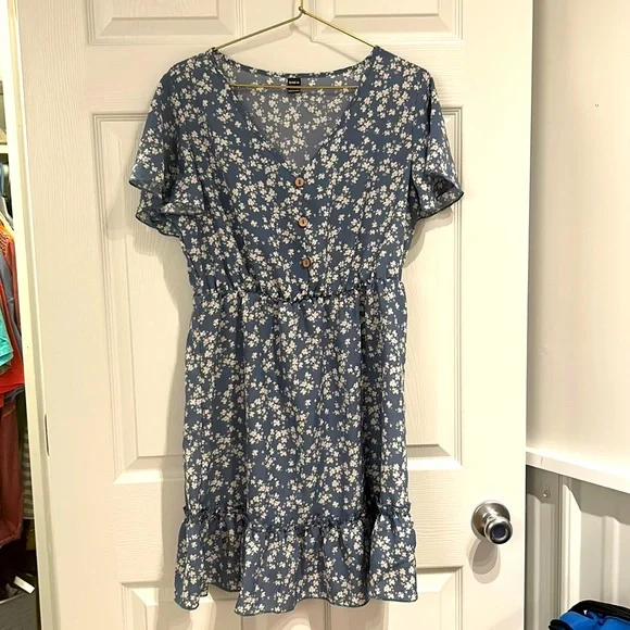 shein dusty blue dress SHEIN | Dresses | Shein Vcay Ditsy Floral Cami Dress Dusty Blue Large New